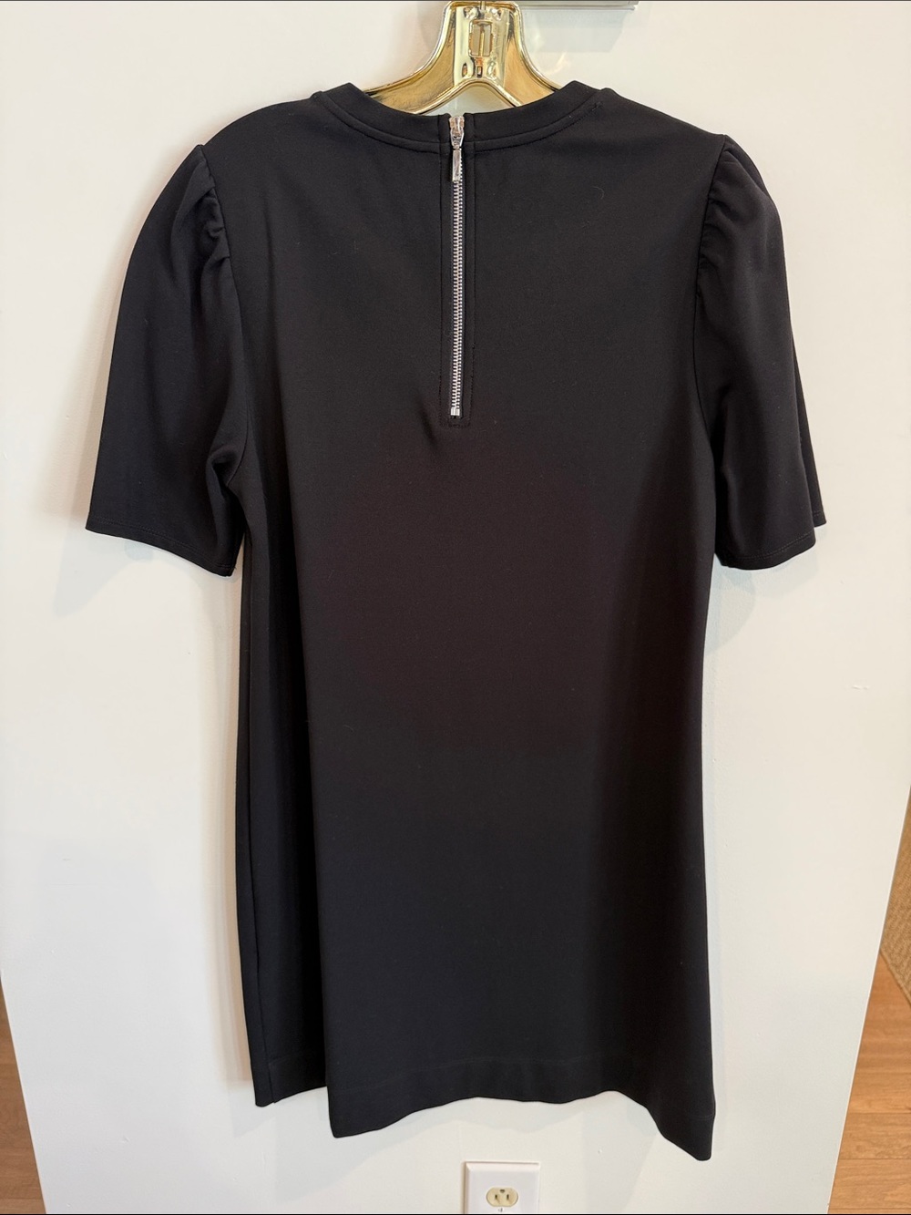 Little Black Dress - Picture 4 of 6